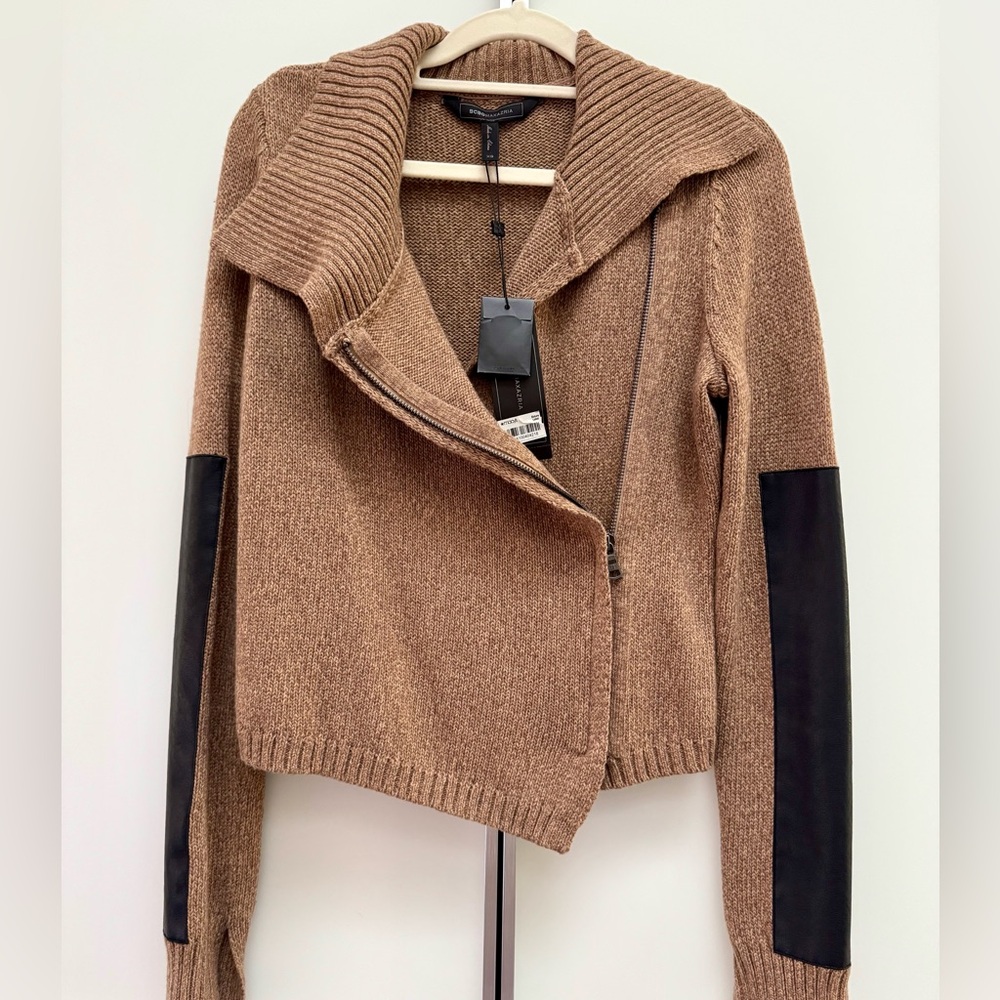 NWT - BCBGMaxazria Women Jacket - Marino Wool - Picture 2 of 9